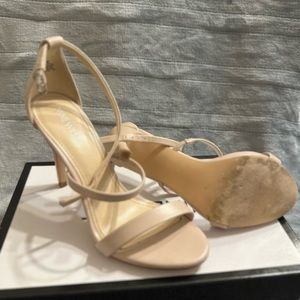 Nine West Lioro Natural SY 7.5, 4 in heel , barely use